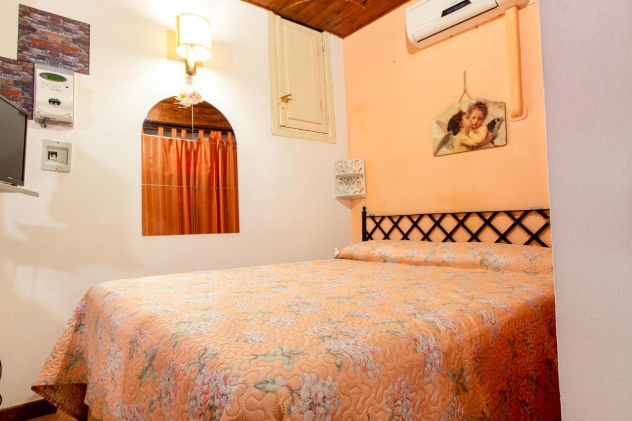 Casa Rosa Ortigia Appartement Syracuse Buitenkant foto